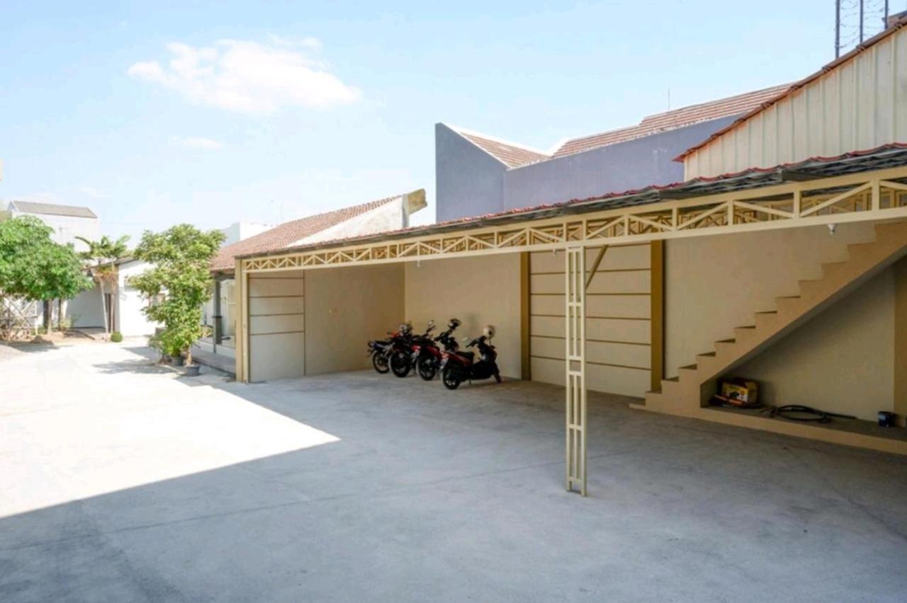 Villetta House Syariah Kudus Extérieur photo